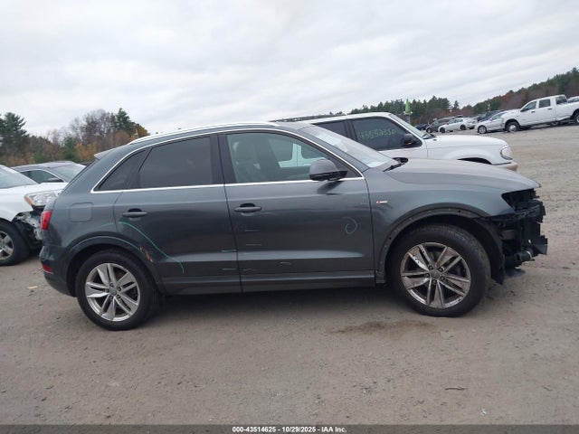 WA1JCCFS8JR034040 Audi Q3 2.0t Premium/2.0t Sport Premium