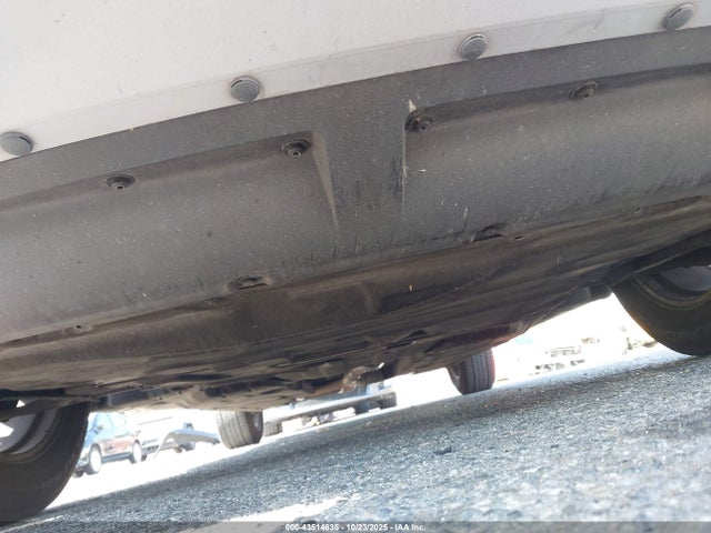 1FMCU0G69NUA48605 Ford ESCAPE SE