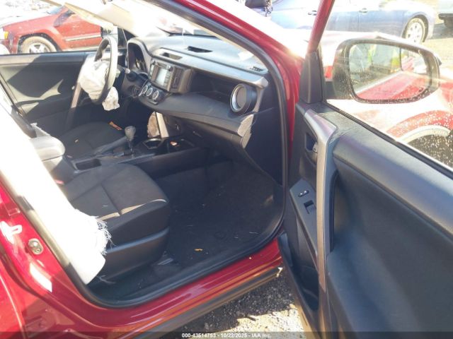 2018 TOYOTA RAV4 JTMBFREV3JD236507 Photo 4