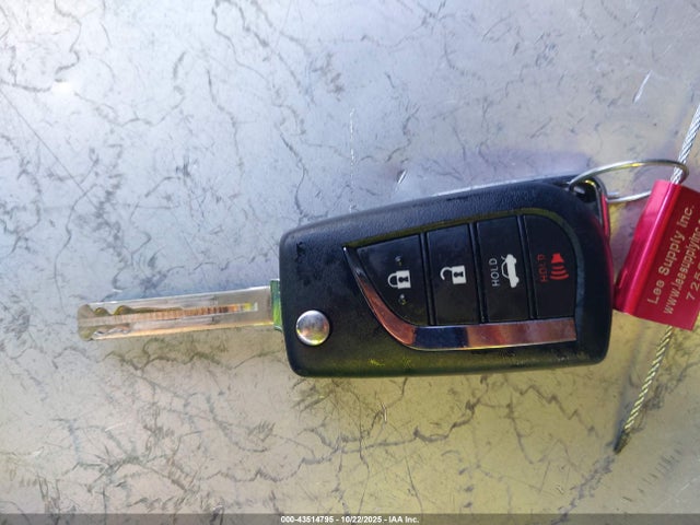4T1B11HK8JU641159 Toyota CAMRY LE