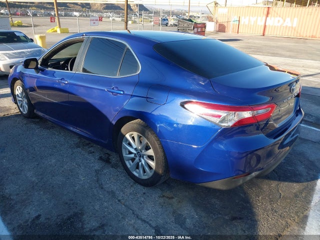 4T1B11HK8JU641159 Toyota CAMRY LE