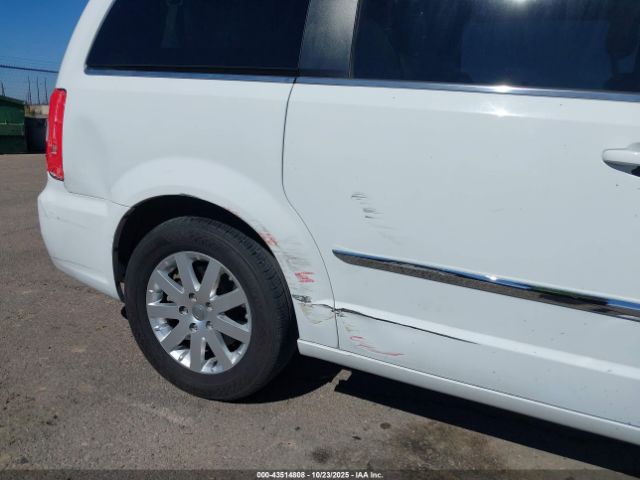 2015 CHRYSLER TOWN & COUNTRY 2C4RC1BG2FR620085 Photo 5