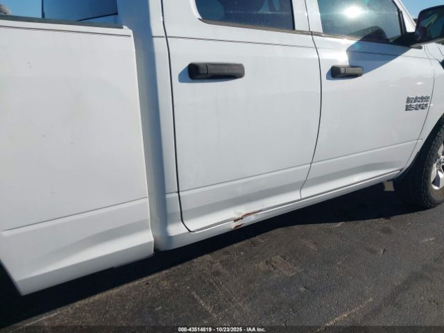 2018 RAM 1500 1C6RR6FGXJS166091 Photo 5