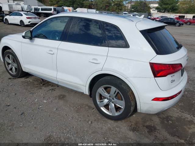 2018 AUDI Q5 WA1ANAFY7J2008430 Photo 2