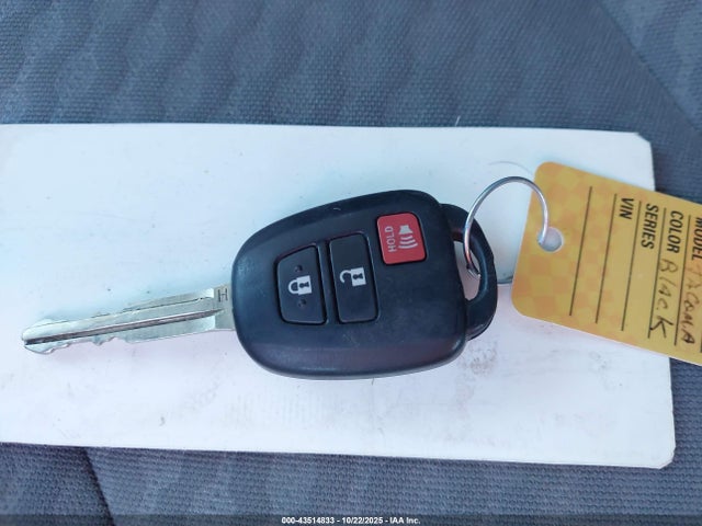 43514833 :رقم المزاد ، 3TYAX5GN0MT030654 vin ، 2021 Toyota Tacoma Sr مزاد بيع