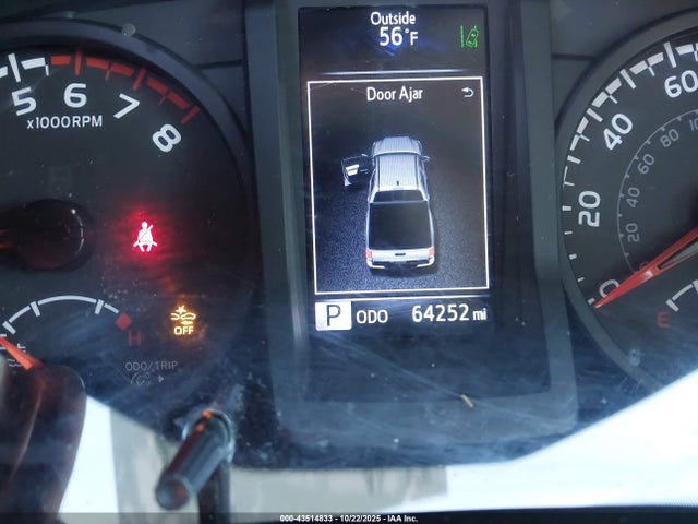 43514833 :رقم المزاد ، 3TYAX5GN0MT030654 vin ، 2021 Toyota Tacoma Sr مزاد بيع