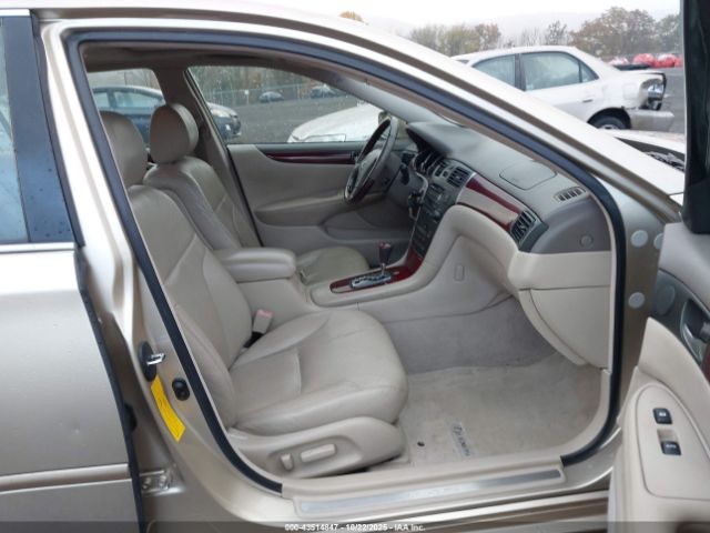 2003 LEXUS ES 300 JTHBF30G030120485 Photo 4