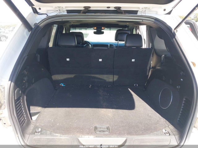 43514857 :رقم المزاد ، 1C4RJEAG6JC252834 vin ، 2018 Jeep Grand Cherokee Altitude 4x2 مزاد بيع