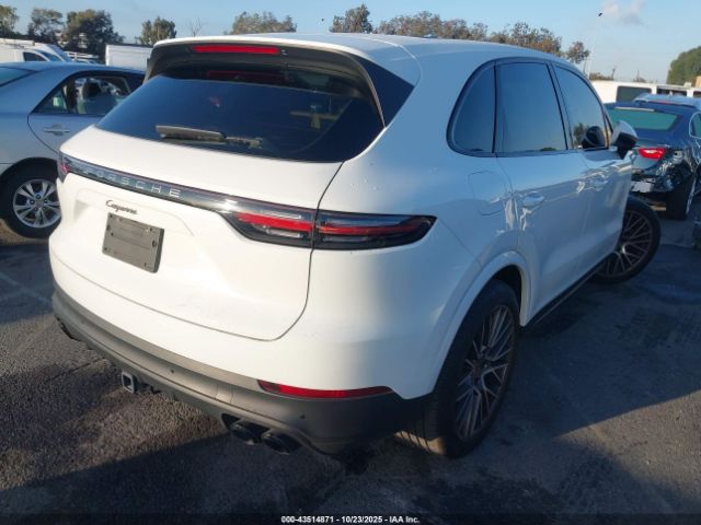 2022 PORSCHE CAYENNE WP1AA2AY0NDA06820 Photo 3