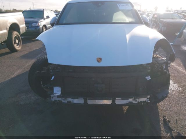 2022 PORSCHE CAYENNE WP1AA2AY0NDA06820 Photo 5
