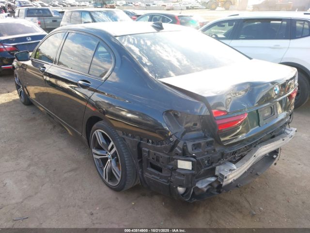 2017 BMW 750I WBA7F0C52HGM21285 Photo 2