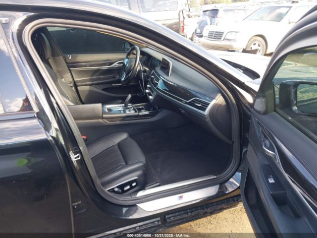 2017 BMW 750I WBA7F0C52HGM21285 Photo 4