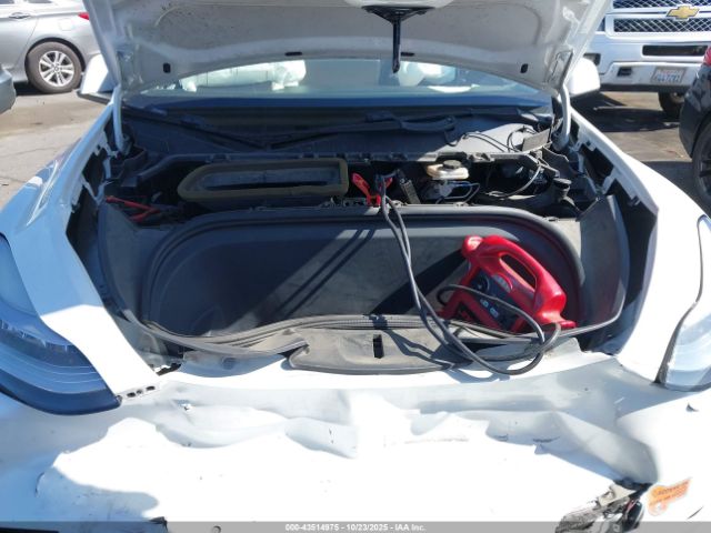 2020 TESLA MODEL Y 5YJYGDEE2LF015390 Photo 9