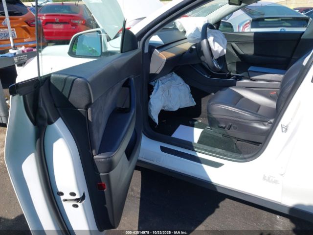 2020 TESLA MODEL Y 5YJYGDEE2LF015390 Photo 4