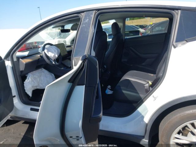 2020 TESLA MODEL Y 5YJYGDEE2LF015390 Photo 7