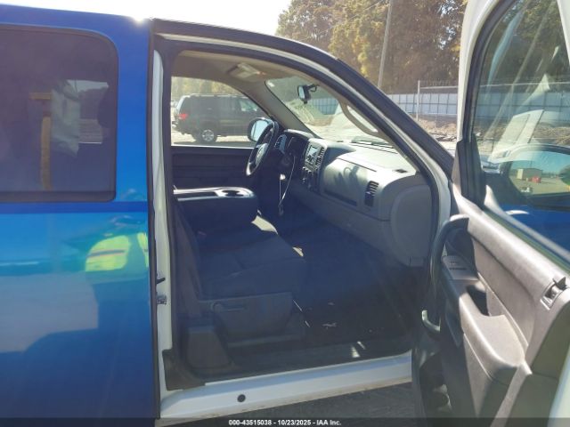 2011 CHEVROLET SILVERADO 1500 1GCRCREA1BZ185646 Photo 4