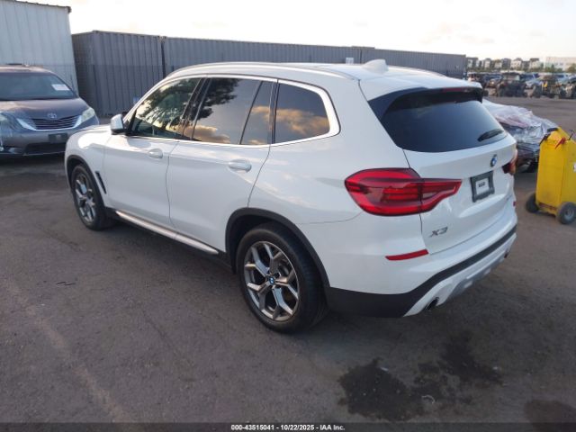 2021 BMW X3 5UXTY5C00M9G46673 Photo 2
