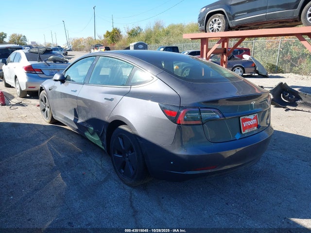 2022 TESLA MODEL 3 5YJ3E1EB6NF237261 Photo 2