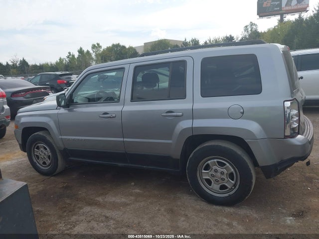 Auction sale of the 2016 Jeep Patriot Sport, vin: 1C4NJPBB4GD576607, lot number: 43515069