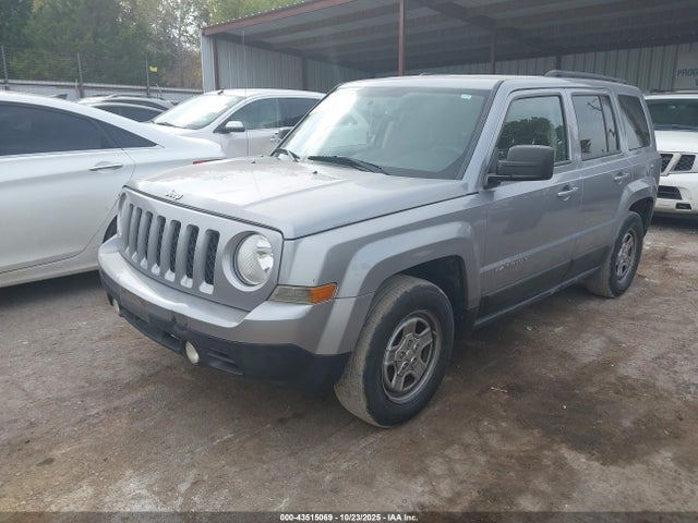Auction sale of the 2016 Jeep Patriot Sport, vin: 1C4NJPBB4GD576607, lot number: 43515069