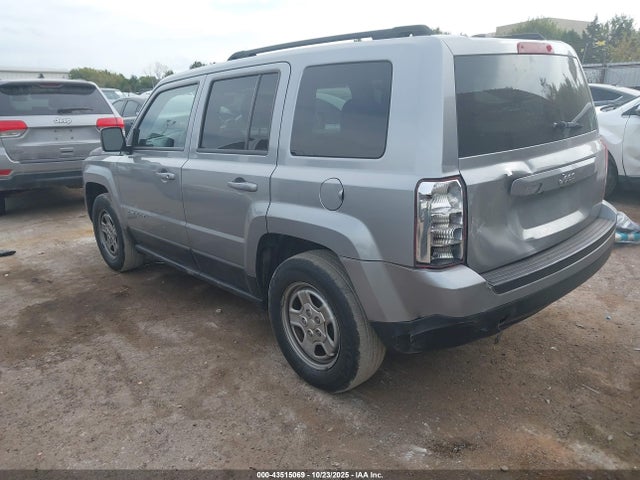 Auction sale of the 2016 Jeep Patriot Sport, vin: 1C4NJPBB4GD576607, lot number: 43515069