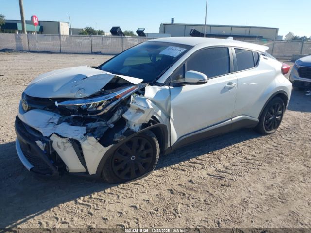 2020 TOYOTA C-HR JTNKHMBX4L1066838 Photo 1