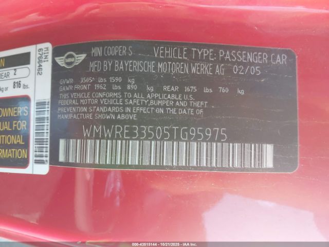 2005 MINI COOPER S WMWRE33505TG95975 Photo 8