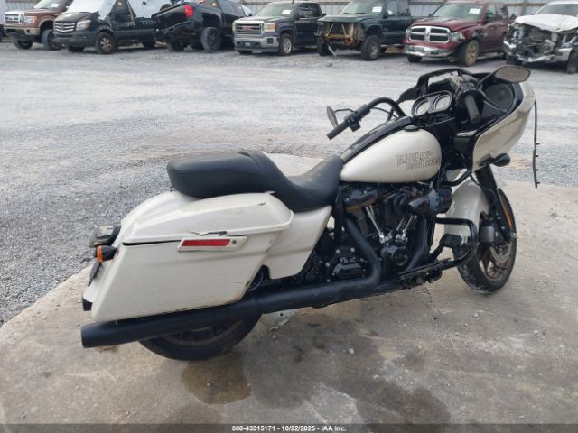 2023 HARLEY-DAVIDSON FLTRXST 1HD1ACL16PB614250 Photo 3
