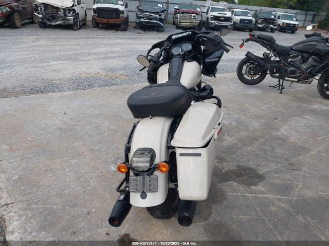 2023 HARLEY-DAVIDSON FLTRXST 1HD1ACL16PB614250 Photo 5