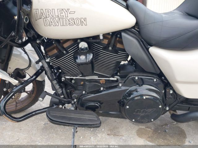2023 HARLEY-DAVIDSON FLTRXST 1HD1ACL16PB614250 Photo 8