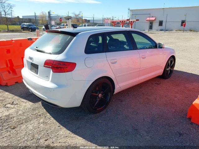 2011 AUDI A3 WAUKJAFM6BA009866 Photo 3