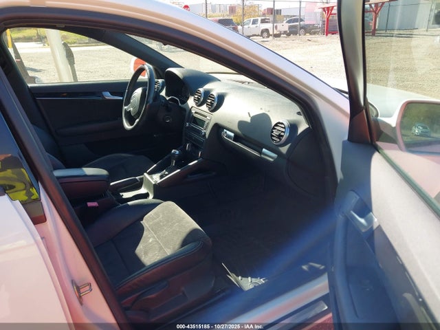 2011 AUDI A3 WAUKJAFM6BA009866 Photo 4