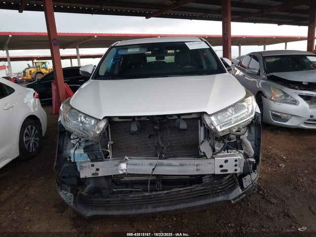 5TDZZRFH8KS349275 Toyota Highlander Le Plus