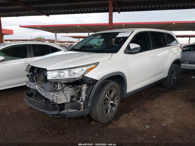 5TDZZRFH8KS349275 Toyota Highlander Le Plus