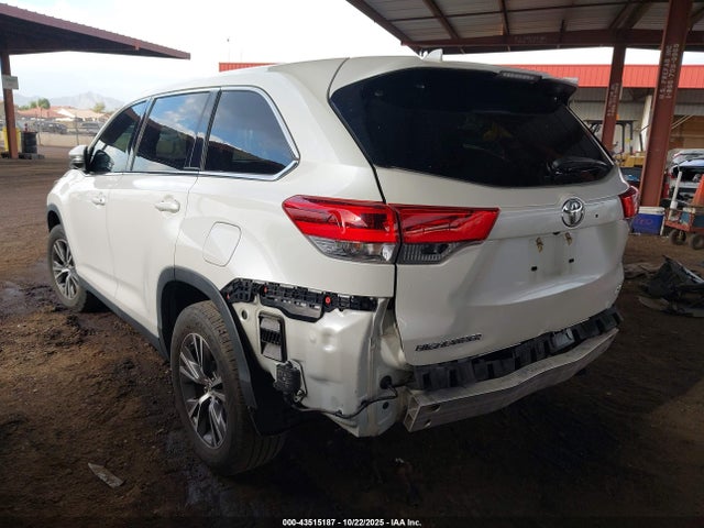 5TDZZRFH8KS349275 Toyota Highlander Le Plus