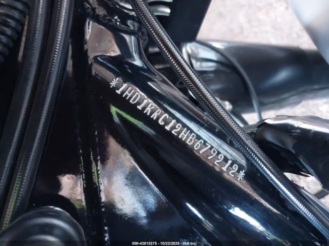 2017 HARLEY-DAVIDSON FLHXS 1HD1KRC12HB679212 Photo 9