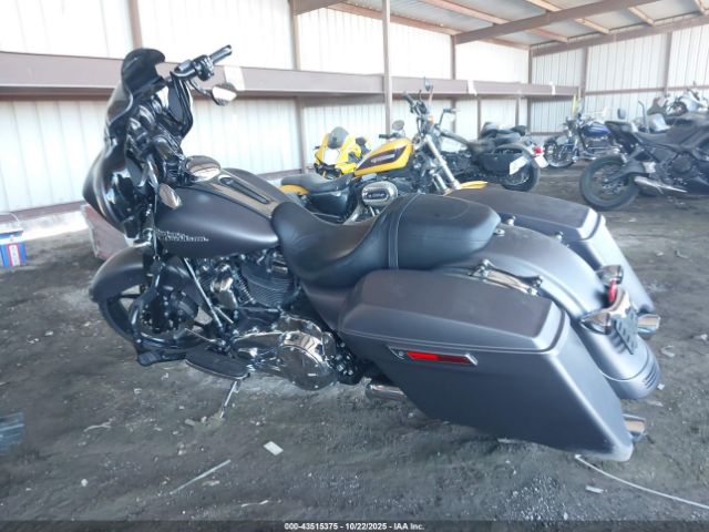 2017 HARLEY-DAVIDSON FLHXS 1HD1KRC12HB679212 Photo 2