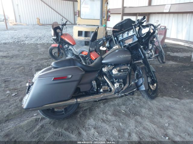 2017 HARLEY-DAVIDSON FLHXS 1HD1KRC12HB679212 Photo 3