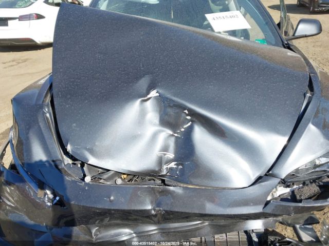 2025 TESLA MODEL 3 5YJ3E1ET8SF932958 Photo 9