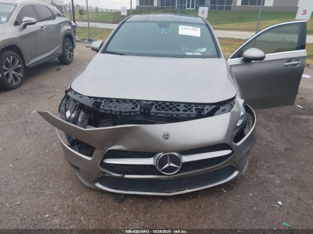 2019 MERCEDES-BENZ A 220 WDD3G4EBXKW035306 Photo 5