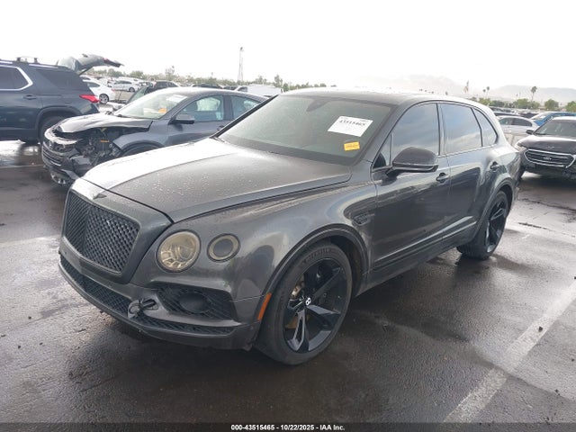2018 BENTLEY BENTAYGA SJAAC2ZV1JC022760 Photo 1