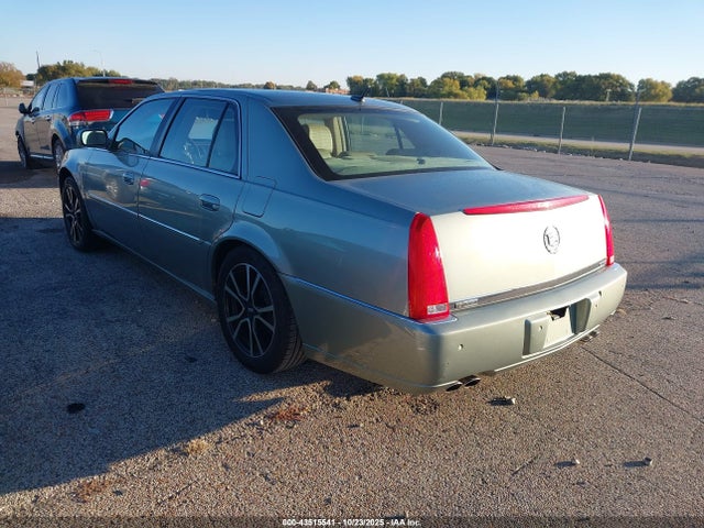 2007 CADILLAC DTS 1G6KD57987U114879 Photo 2