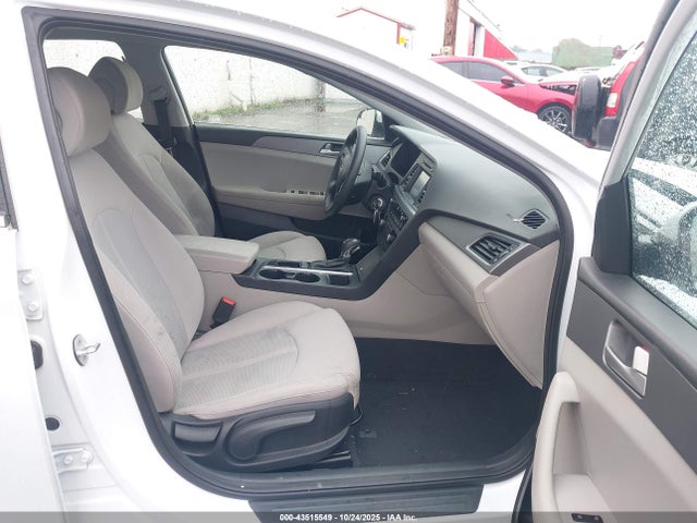 Hyundai SONATA SE 2016 5NPE24AF2GH343707 Image 5