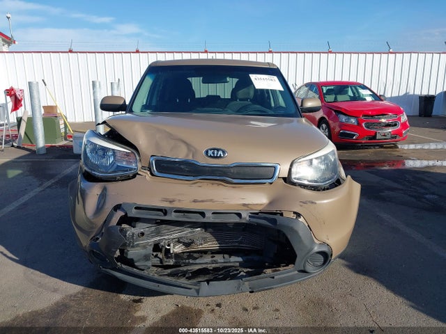 KNDJN2A25F7215049 KIA Soul