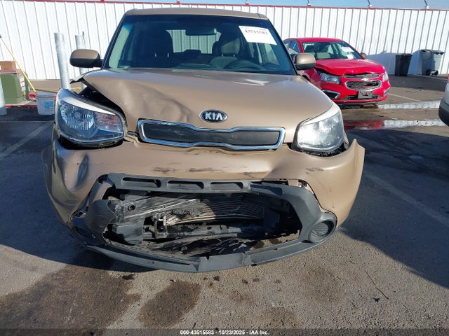 KNDJN2A25F7215049 KIA Soul