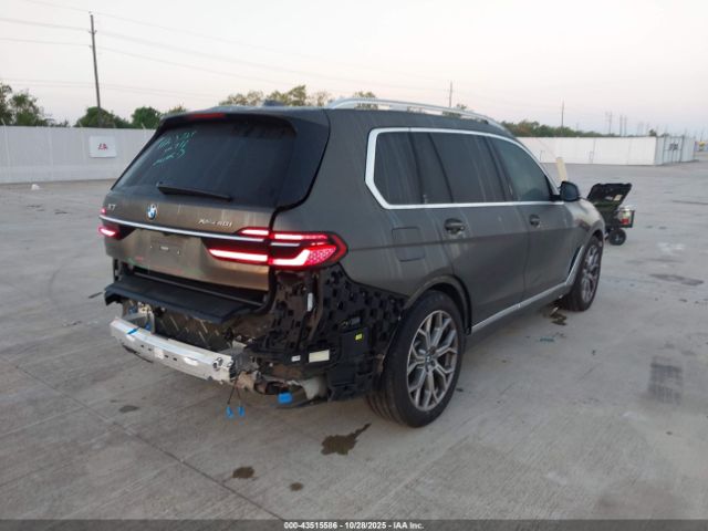 2023 BMW X7 5UX23EM0XP9R91848 Photo 3