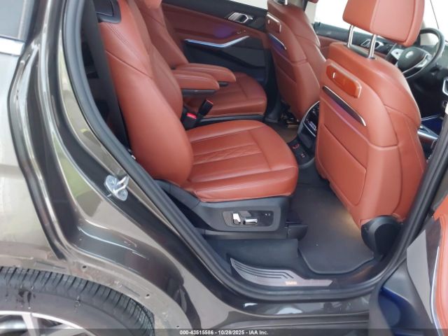 2023 BMW X7 5UX23EM0XP9R91848 Photo 7