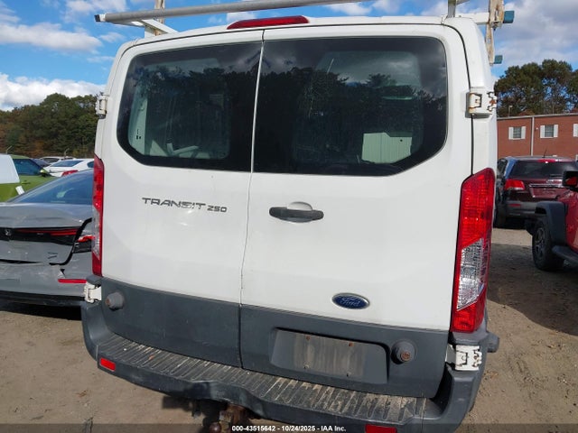 Продаж на аукціоні авто 2015 Ford Transit-250, vin: 1FTNR2ZM0FKA51315, номер лоту: 43515642