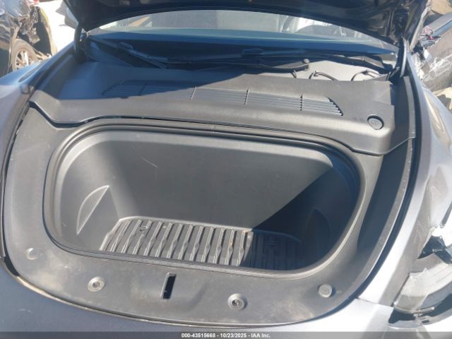 2024 TESLA MODEL Y 7SAYGDED0RF005489 Photo 9