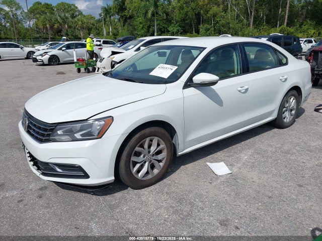 Продаж на аукціоні авто 2018 Volkswagen Passat 2.0t R-line/2.0t S, vin: 1VWAA7A36JC043600, номер лоту: 43515779